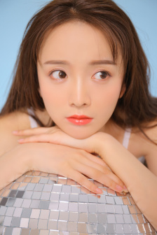 张津瑜卫生间六分三十四秒视频